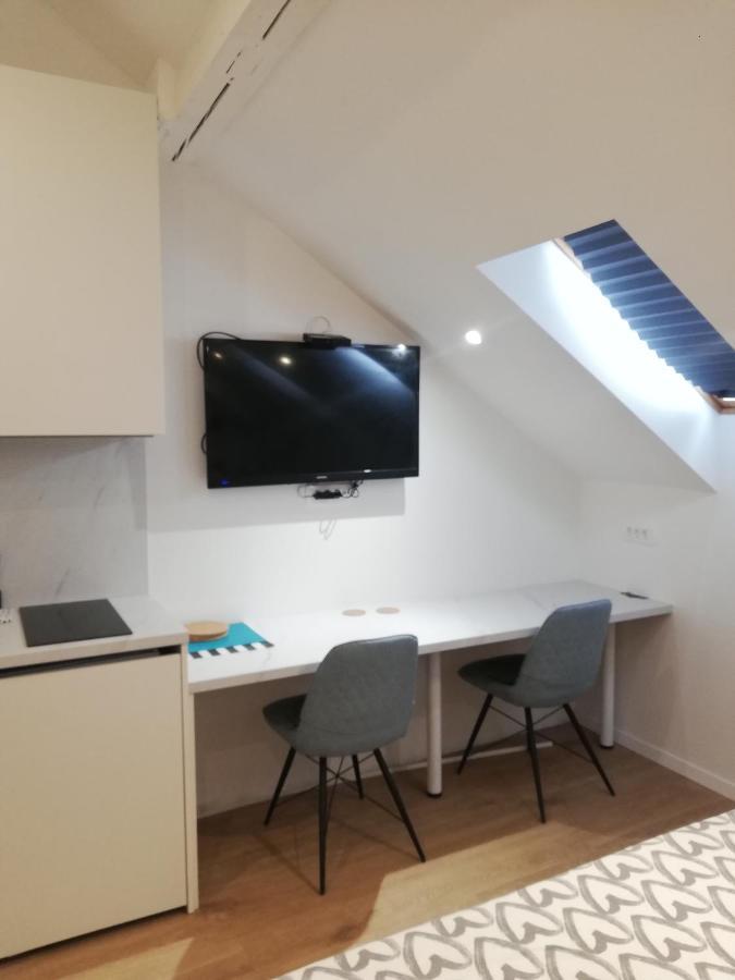 Apartments Simple Teslina Ζάγκρεμπ Εξωτερικό φωτογραφία