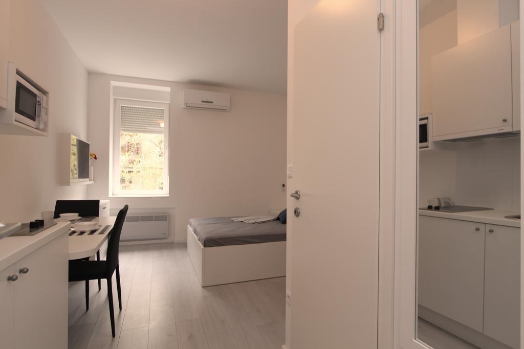 Apartments Simple Teslina Ζάγκρεμπ Εξωτερικό φωτογραφία