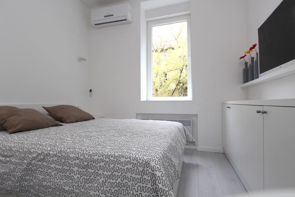 Apartments Simple Teslina Ζάγκρεμπ Εξωτερικό φωτογραφία
